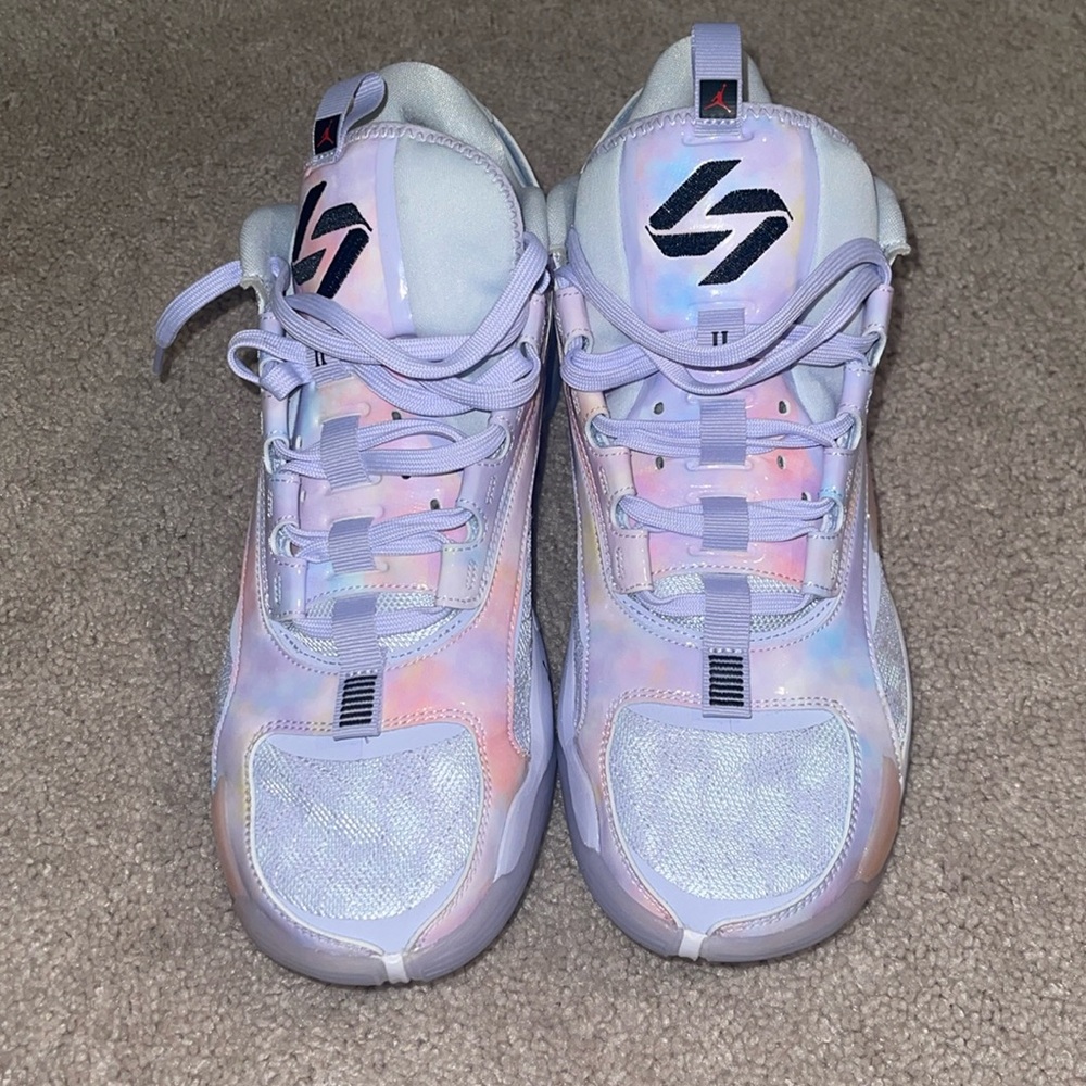 Luka 2 basketball shoes size 13